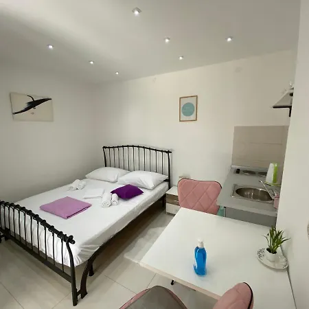 Apartment Anna Zadar